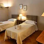 Lily Apartment
